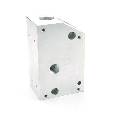 Customized Request Hydraulic Block Valve Manifold Block with Burr Cleaned Surface Finish