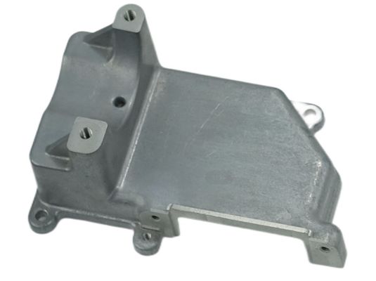 Aluminum Alloy Motorcycle Part in Casting Technology for Durable 50000shots Mould Life